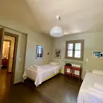 Charming House With Sea View In Chrousa, Fenced Garden Сasa de vacaciones *
