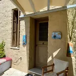 Charming House With Sea View In Chrousa, Fenced Garden Сasa de vacaciones Chrousa