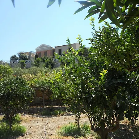 Charming House With Sea View In Chrousa, Fenced Garden Hébergement de vacances